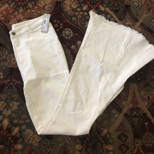 White Flair Jeans